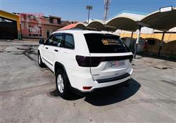 جیپ گراند شیرۆکی